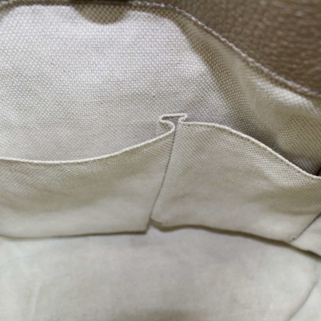 Gucci Pebbled Calfskin Medium Soho Chain Shoulder Bag