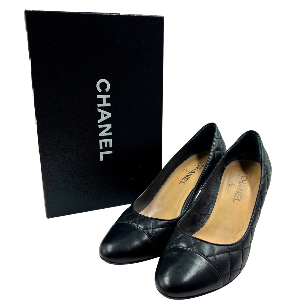 Chanel 9.5 41 Black Leather Heels – Chic Consignment LLC