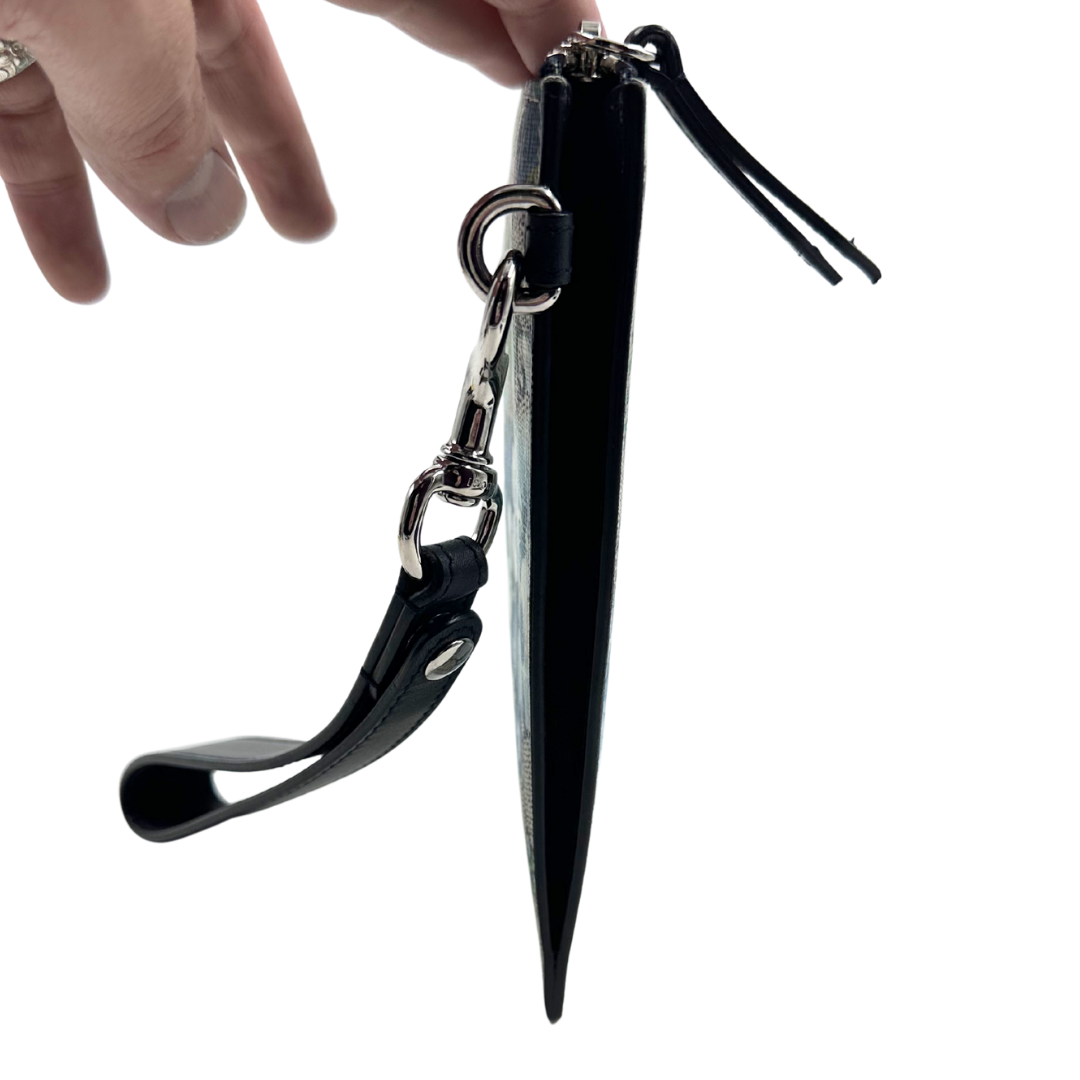 Gucci Supreme Blooms Wristlet