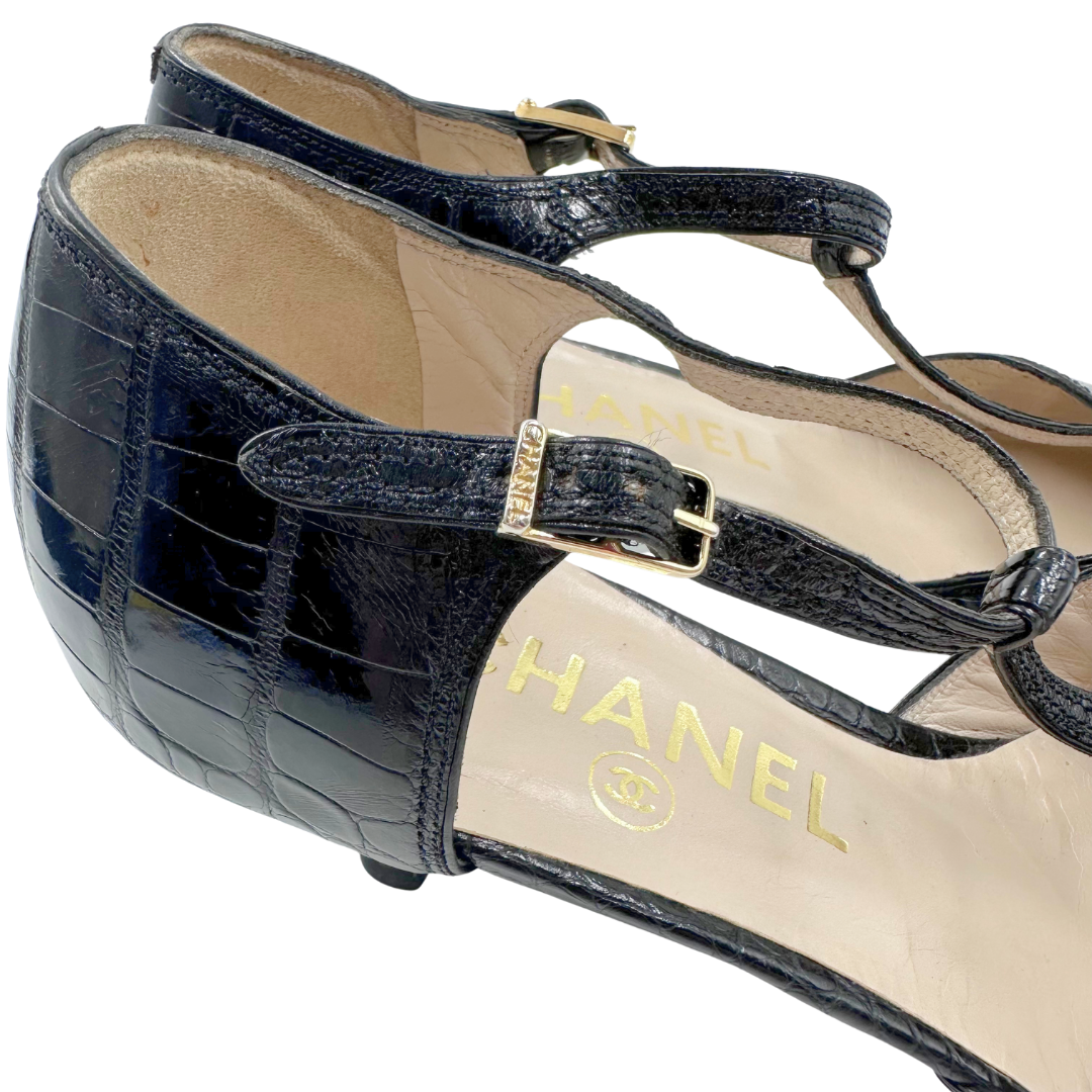 Chanel 7.5 38 Black Leather Heels