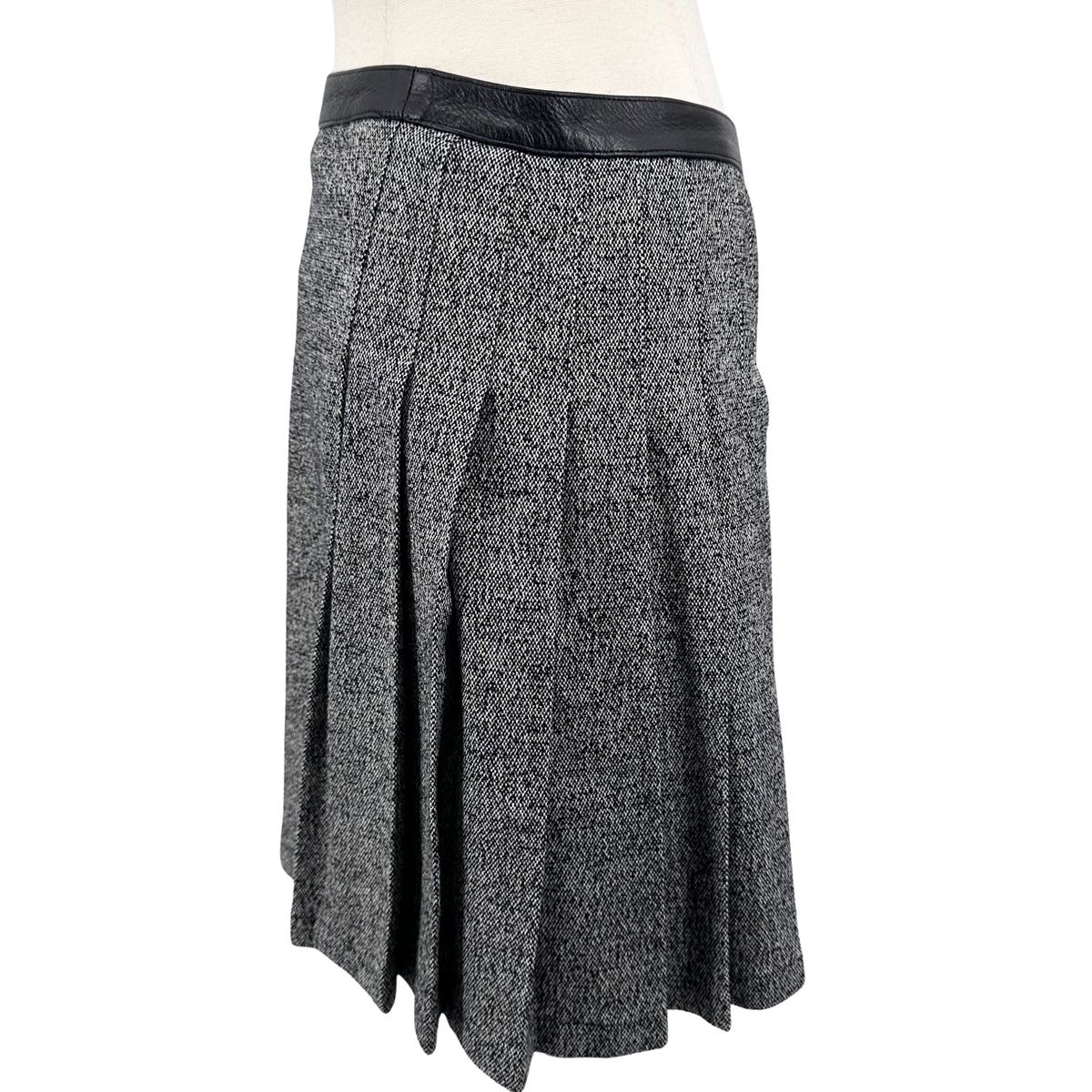 Versace Size 40 Grey Skirt
