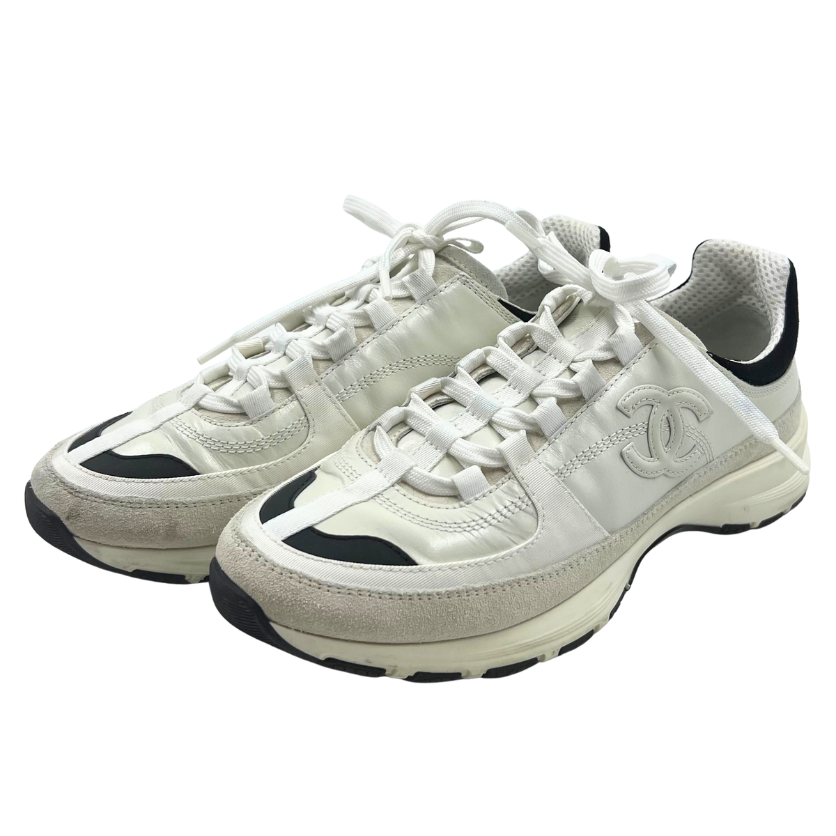Chanel 8 38 Cream Leather Sneakers