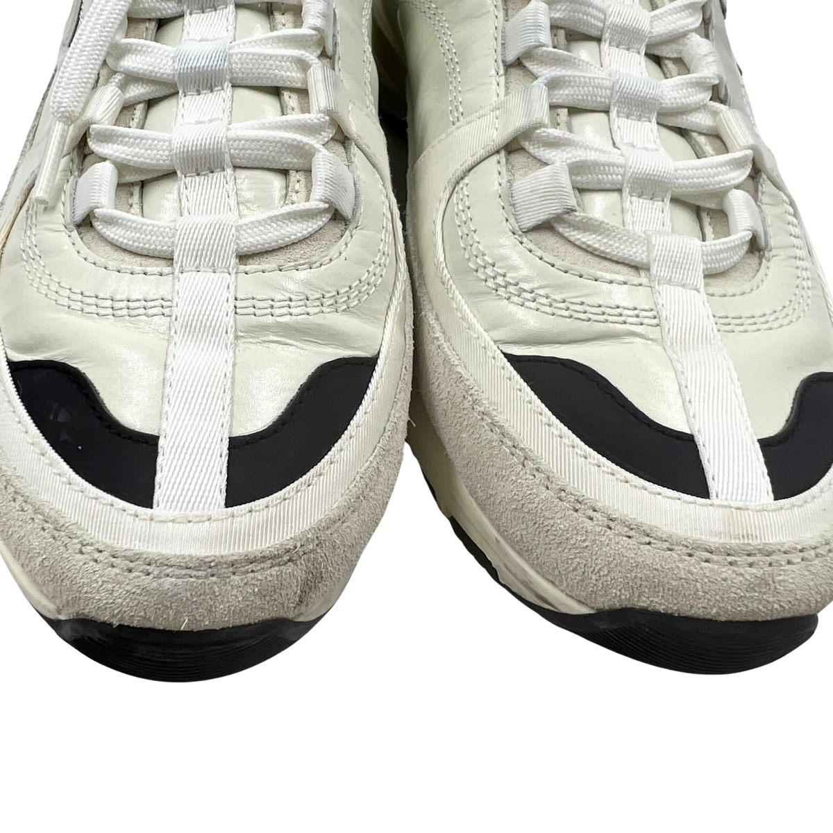 Chanel 8 38 Cream Leather Sneakers