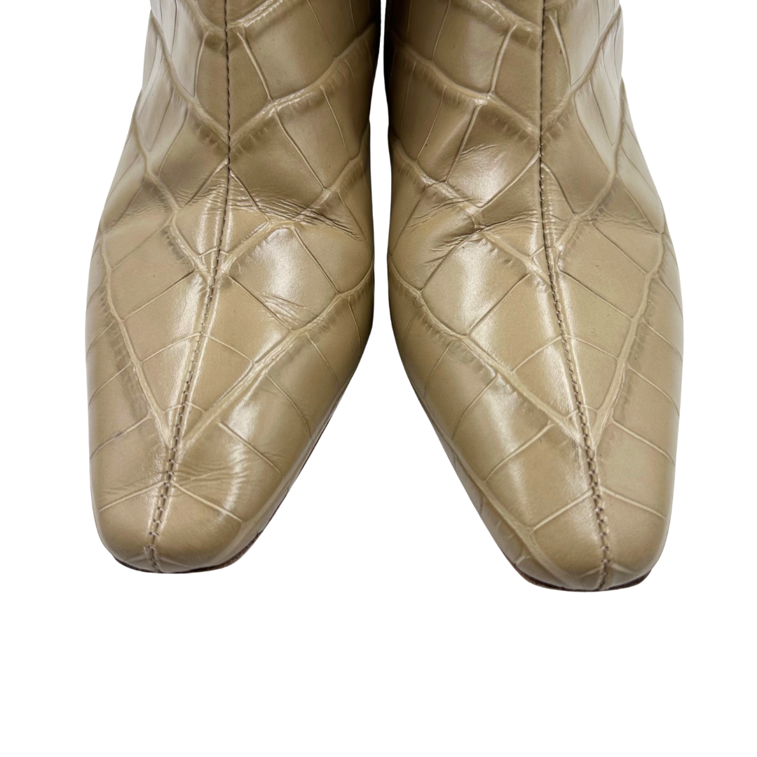 LoQ 8 38 Tan Embossed Leather Boots