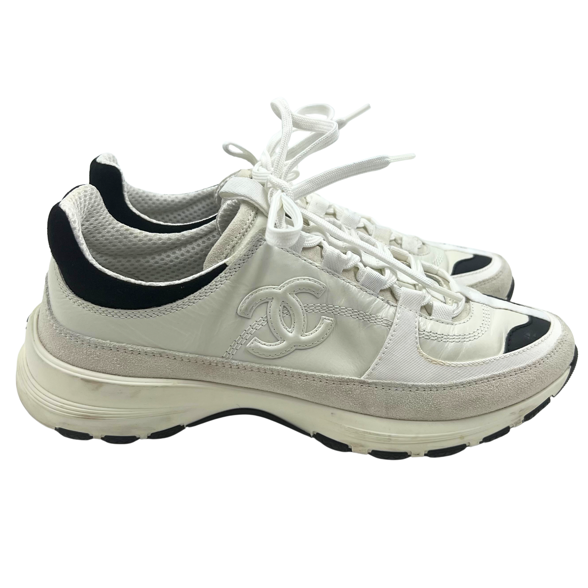 Chanel 8 38 Cream Leather Sneakers