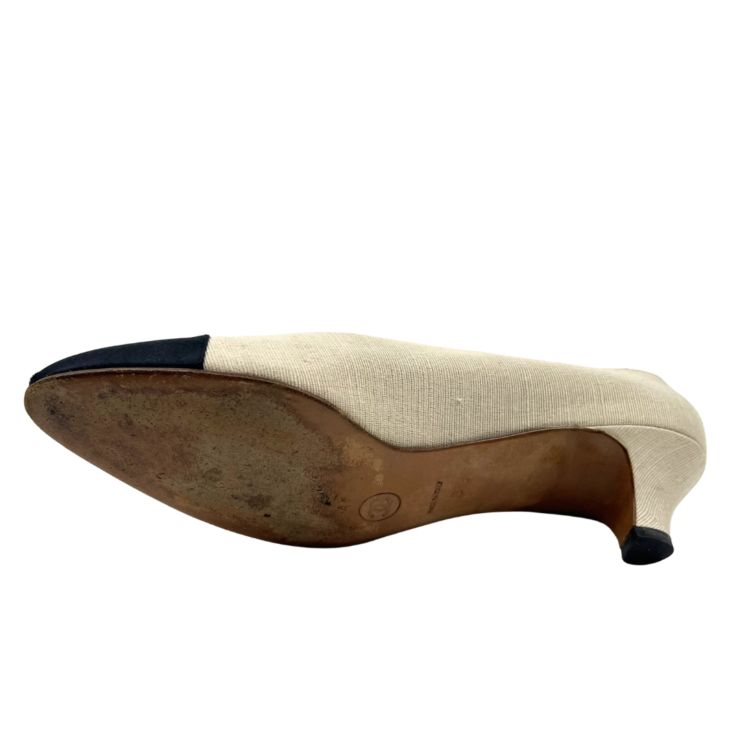 Chanel 8.5 Beige/Black canvas/silk Pumps
