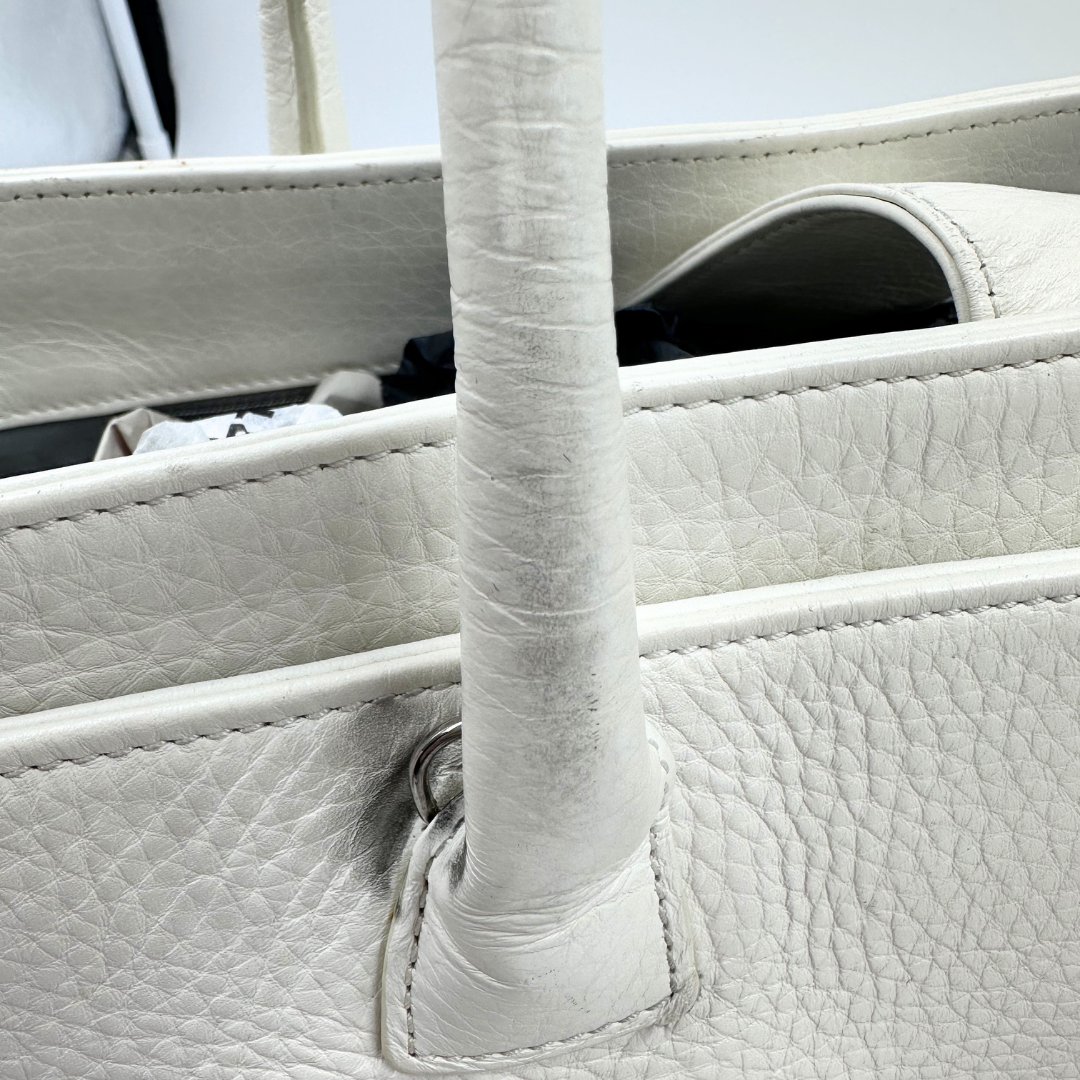 Chanel Exective Tote Two-way bag