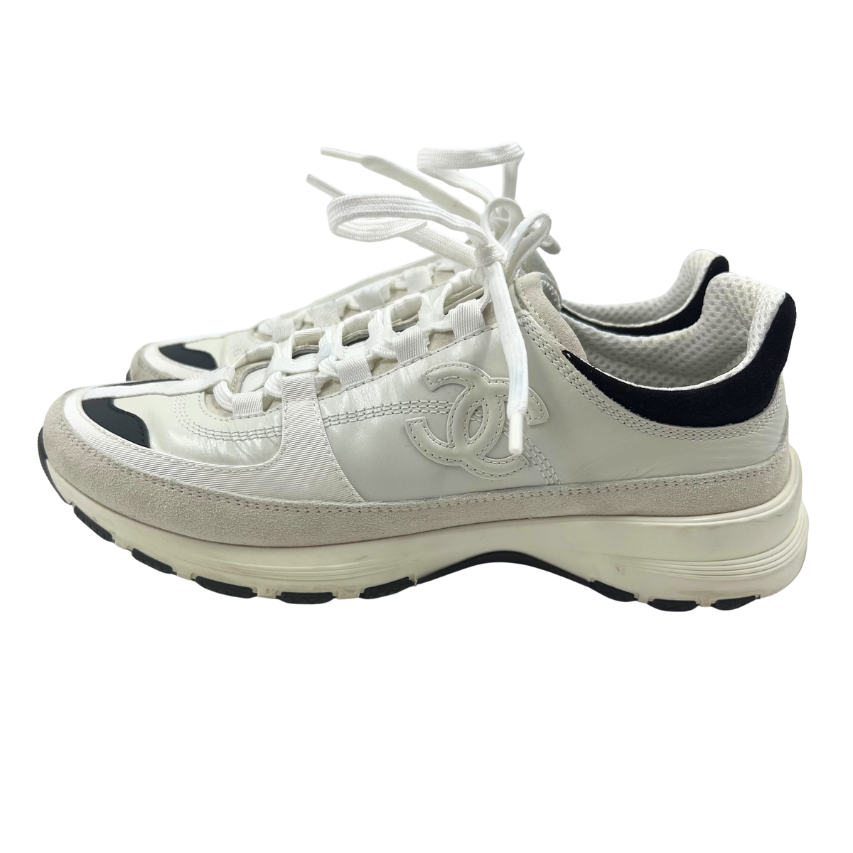 Chanel 8 38 Cream Leather Sneakers