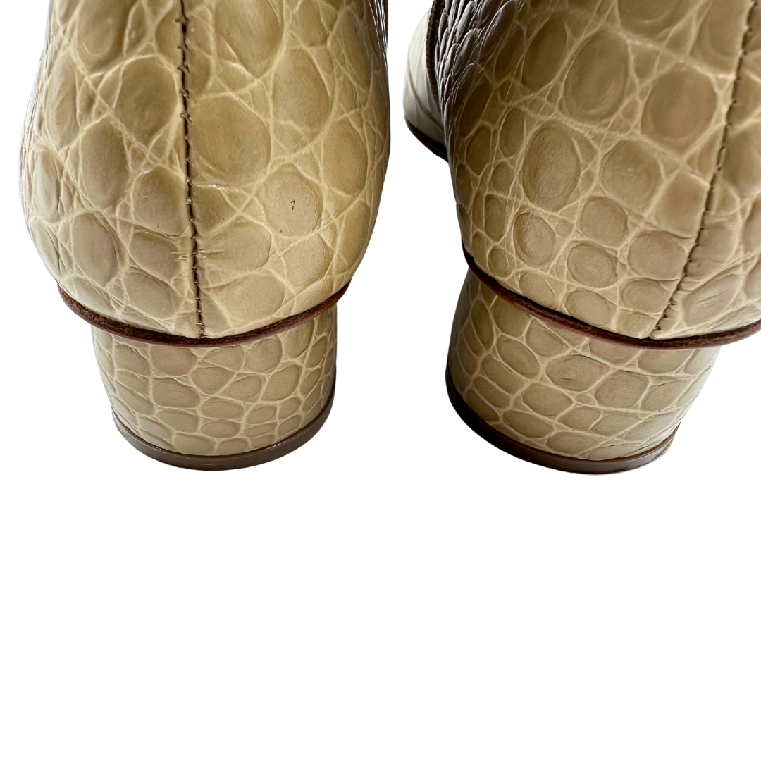 LoQ 8 38 Tan Embossed Leather Boots