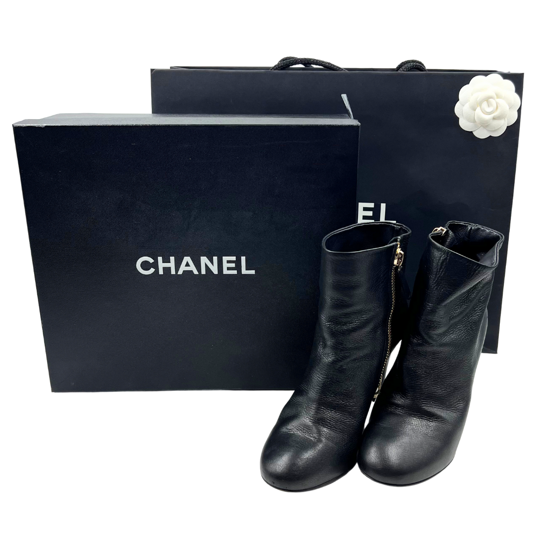 Chanel 7 37 Black Leather Booties