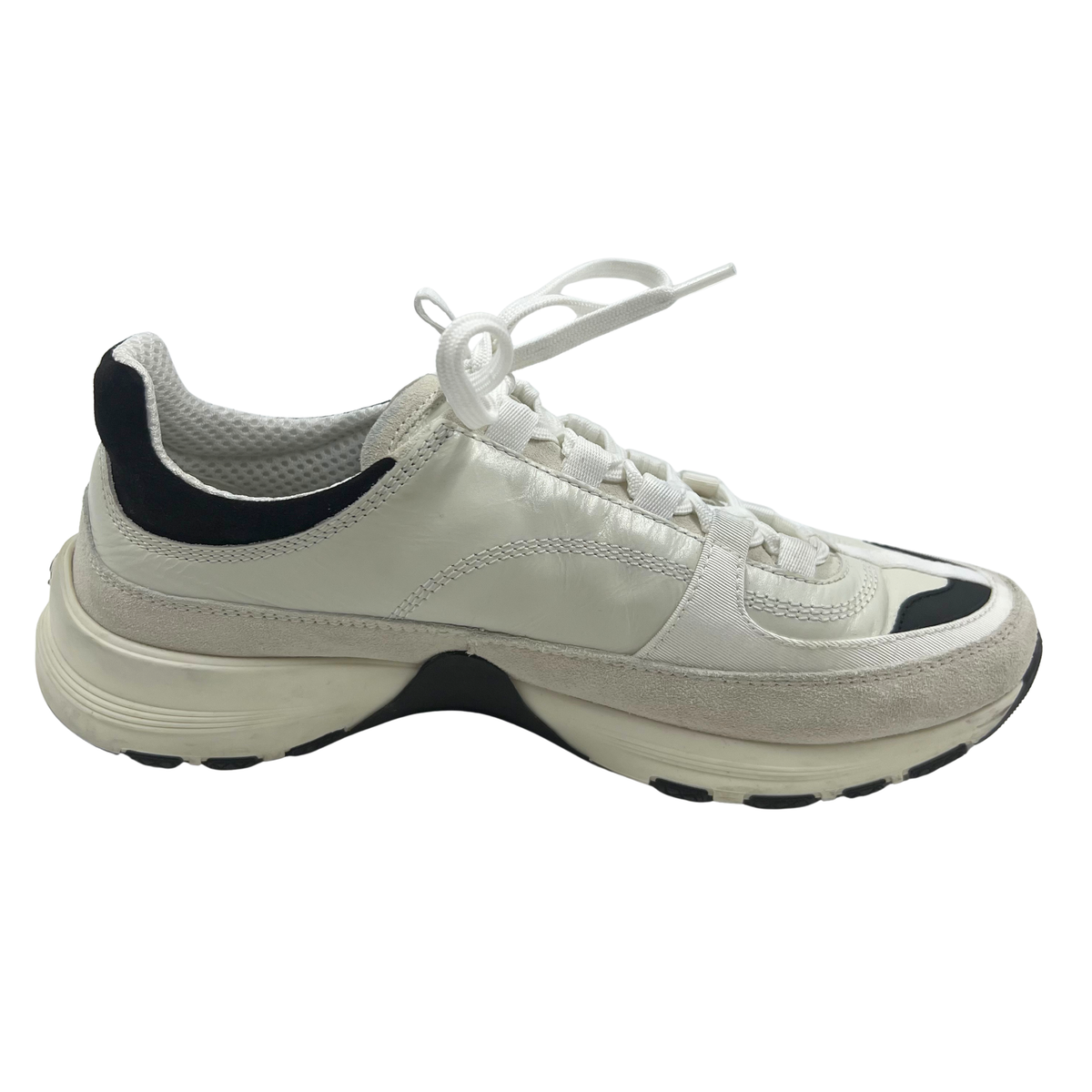 Chanel 8 38 Cream Leather Sneakers
