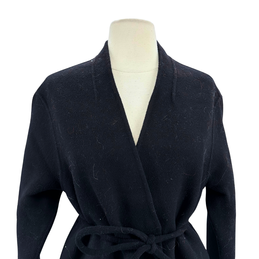 De Rococo Black Coat