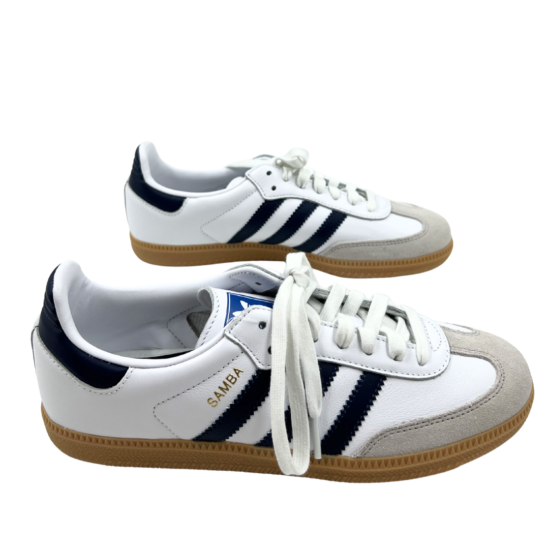 Adidas 8 white/navy Leather Sneakers