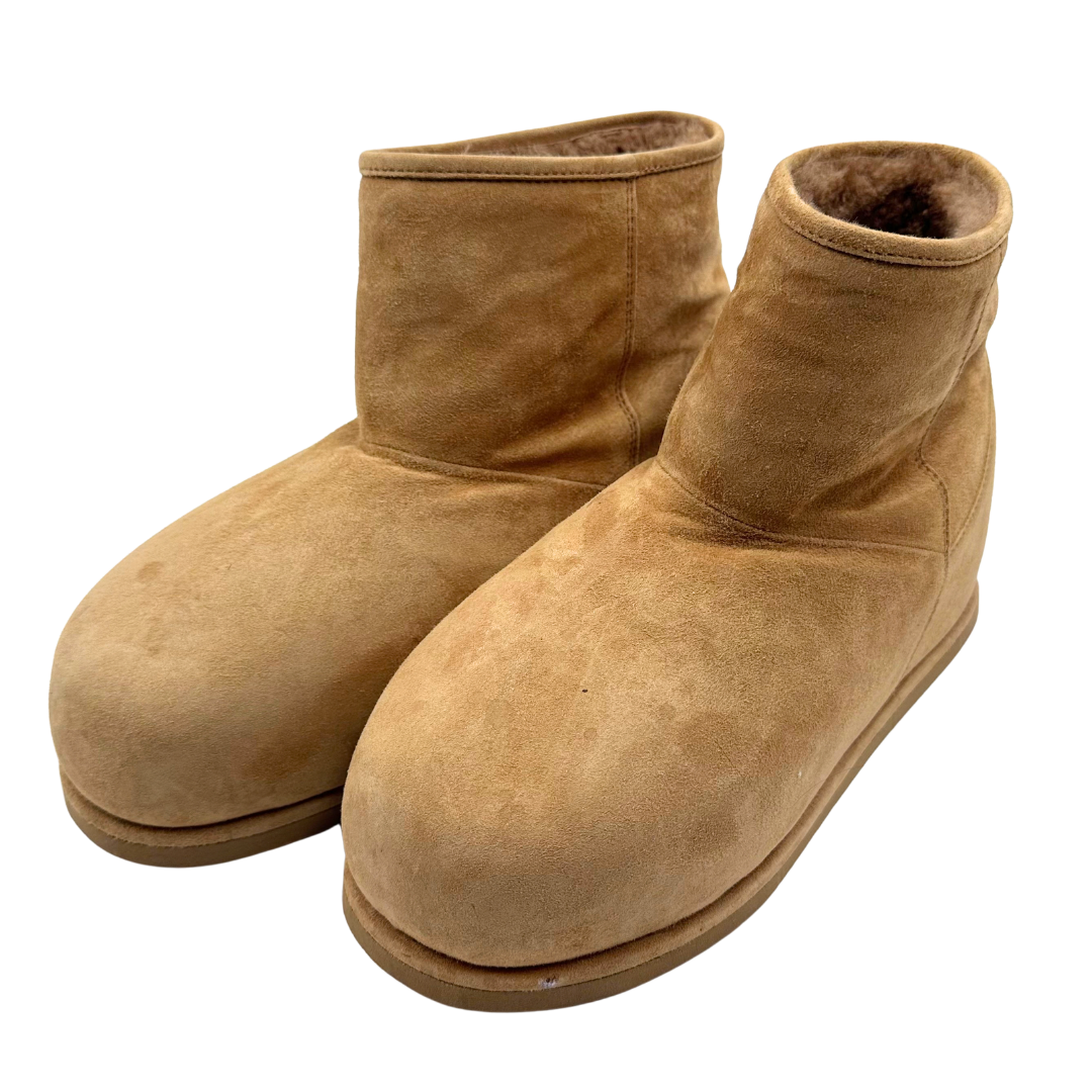 Amina Muaddi 38 Camel Suede Boots