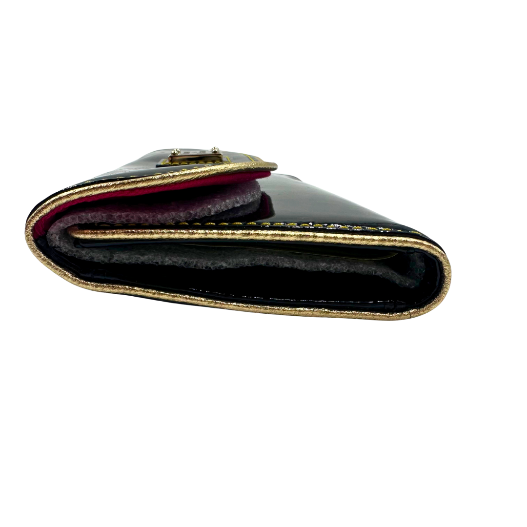 Dooney & Bourke Wallet