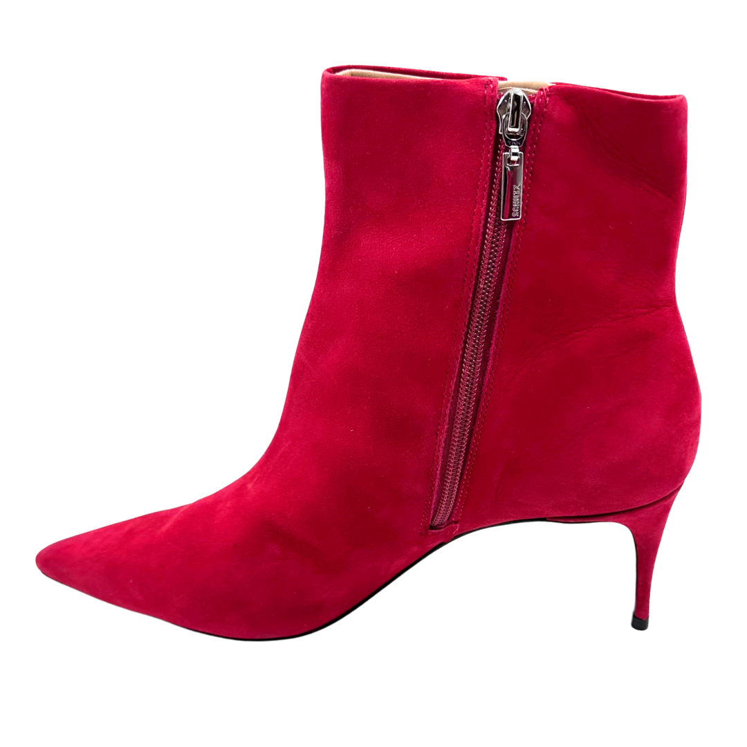 Schutz 10 red/white Suede Booties