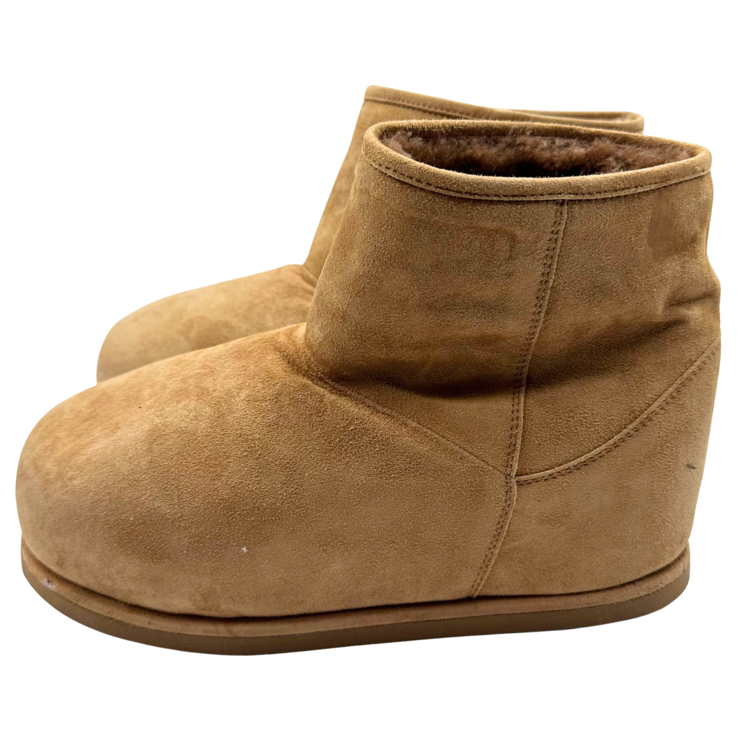 Amina Muaddi 38 Camel Suede Boots