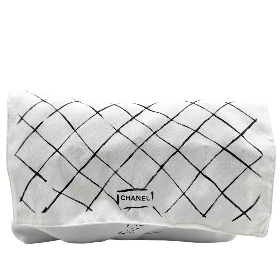 Chanel Classic Double Flap Jumbo Shoulder bag