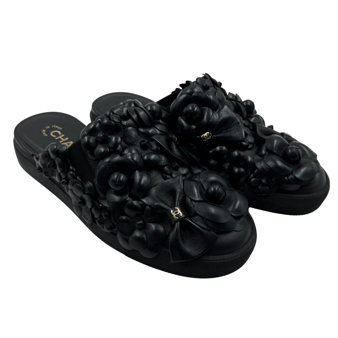 Chanel 8/8.5 39 Black Leather Mules