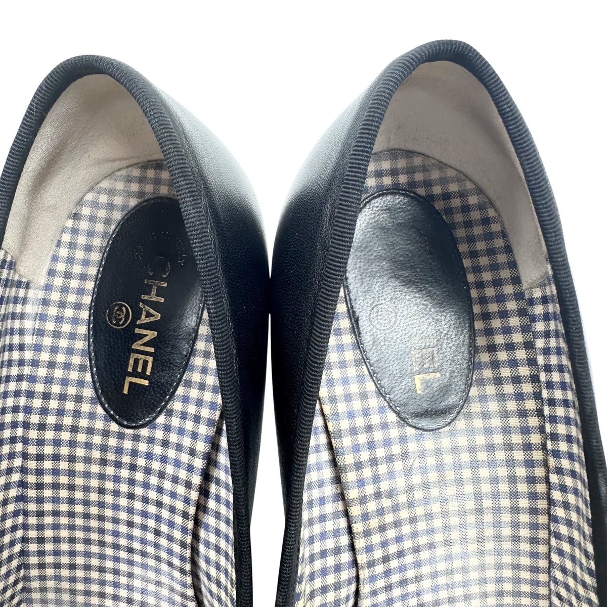 Chanel 10 41 Black Leather Pumps