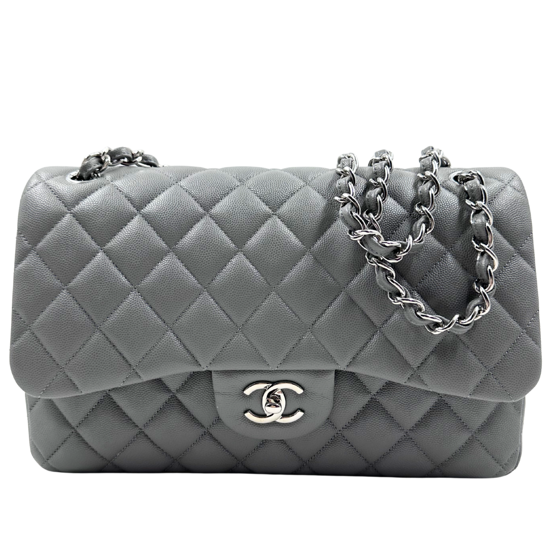 Chanel Classic Double Flap Jumbo Shoulder bag