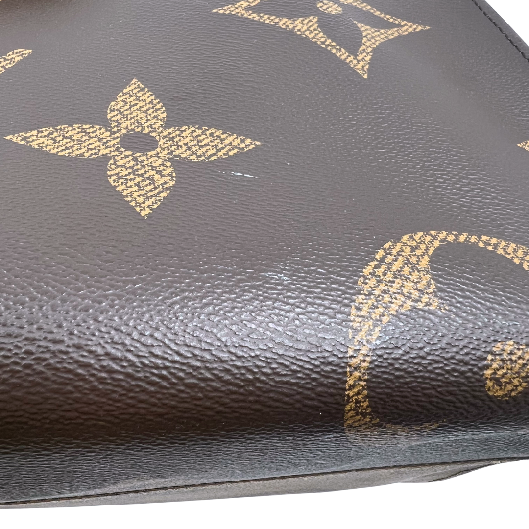 Louis Vuitton On The Go GM