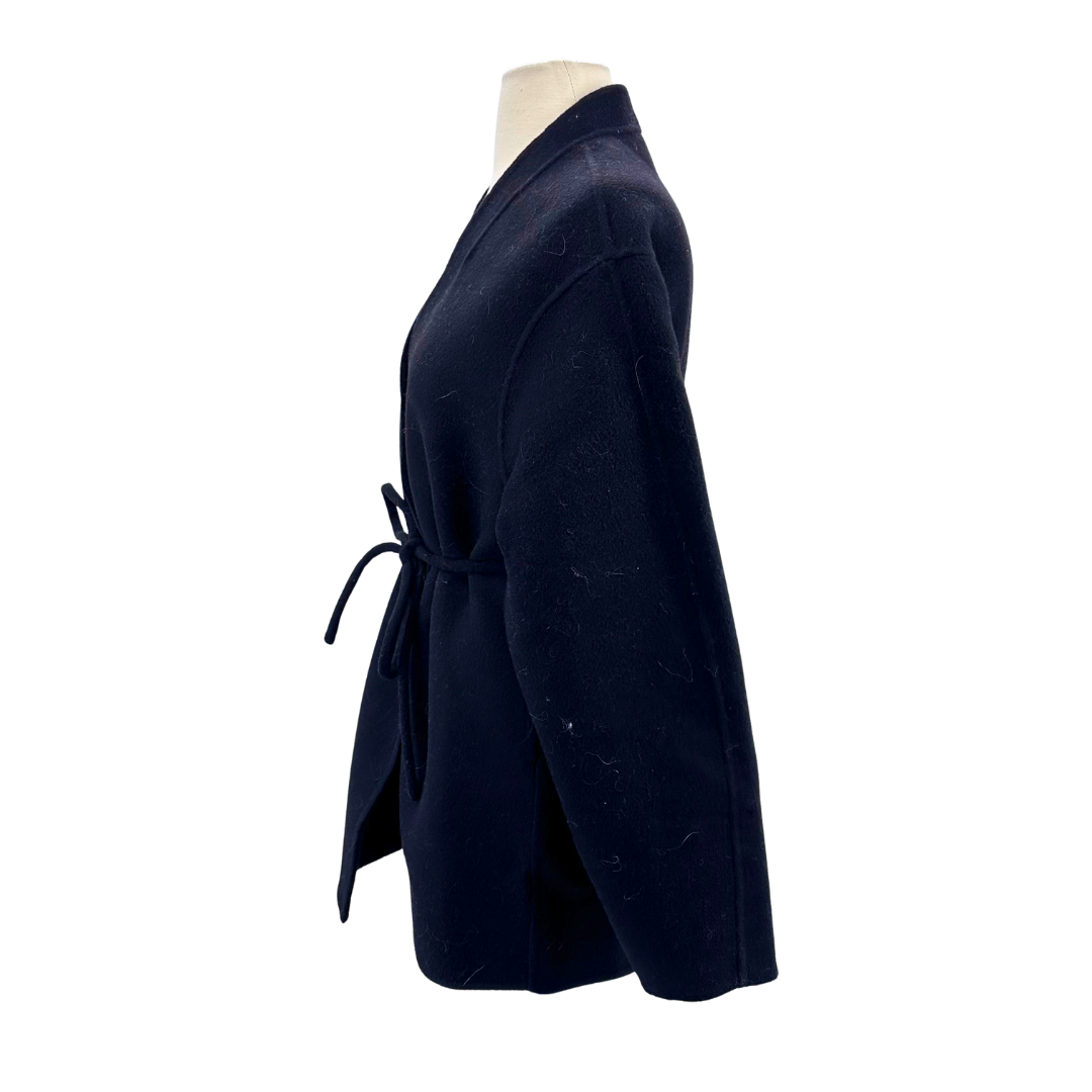 De Rococo Black Coat