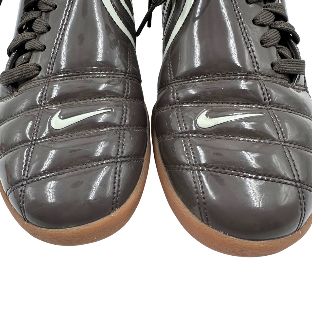 Nike 9.5 Brown Patent Leather Sneakers