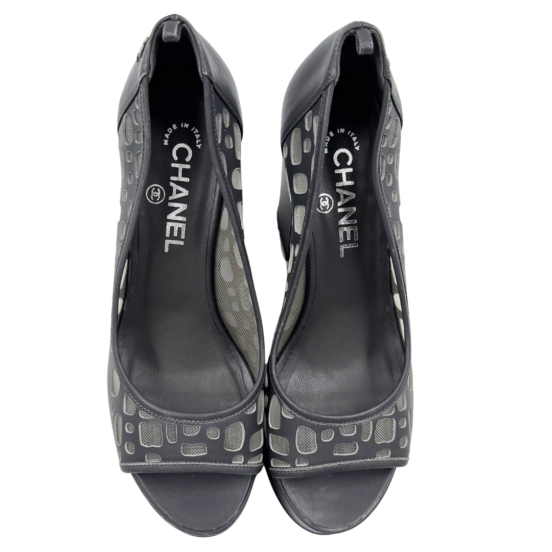 Chanel 38.5 Grey Leather Heels