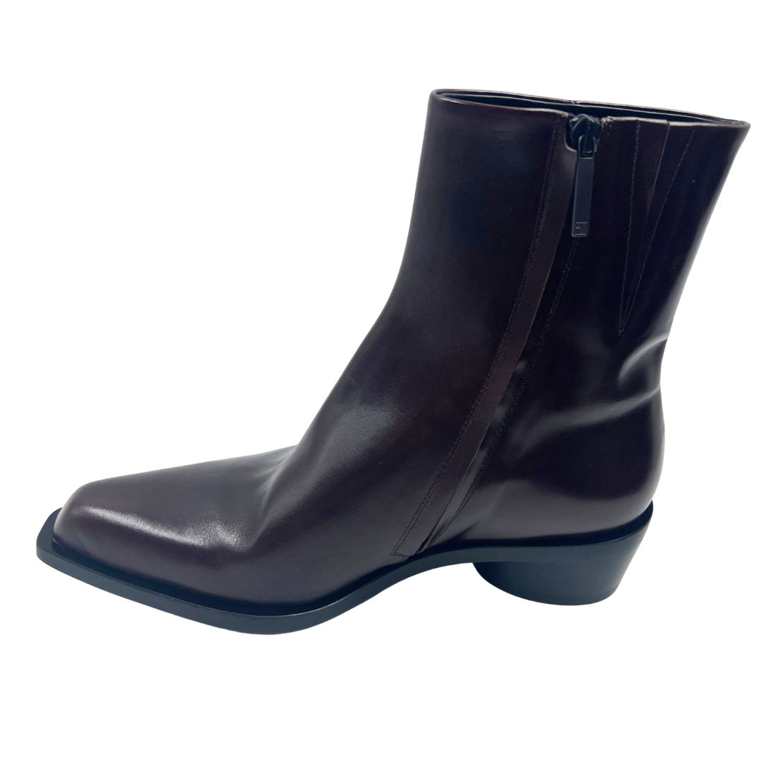 Essen 38 Chocolate Boots