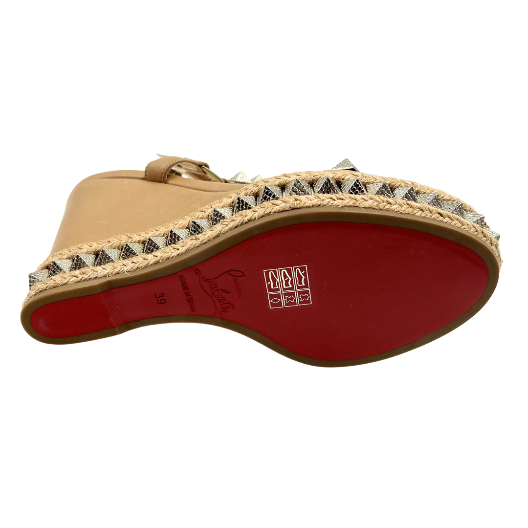 Christian Louboutin 39 Tan Pyraclou 110 Wedges