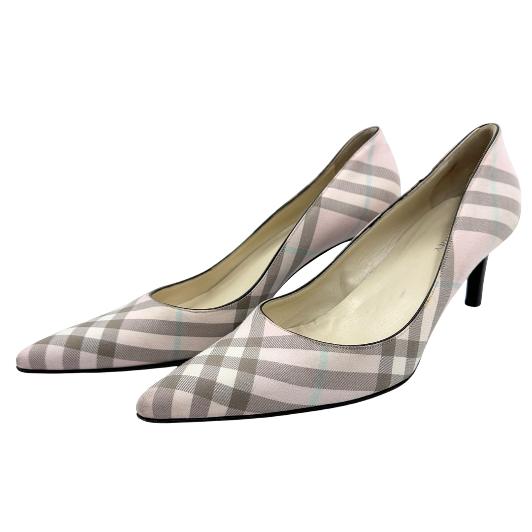 Burberry 39.5 pink/multi Canvas Heels