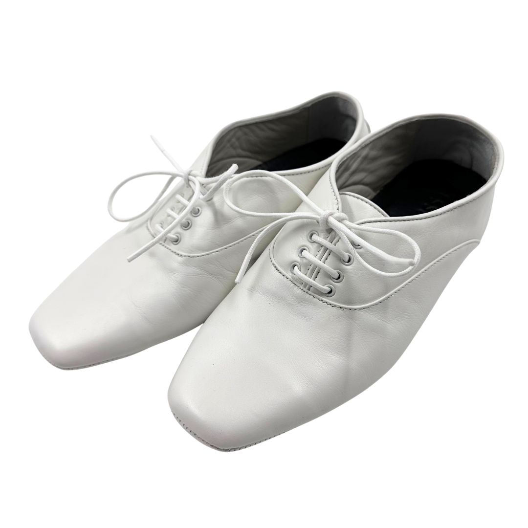 Essen 37 White Leather Flats