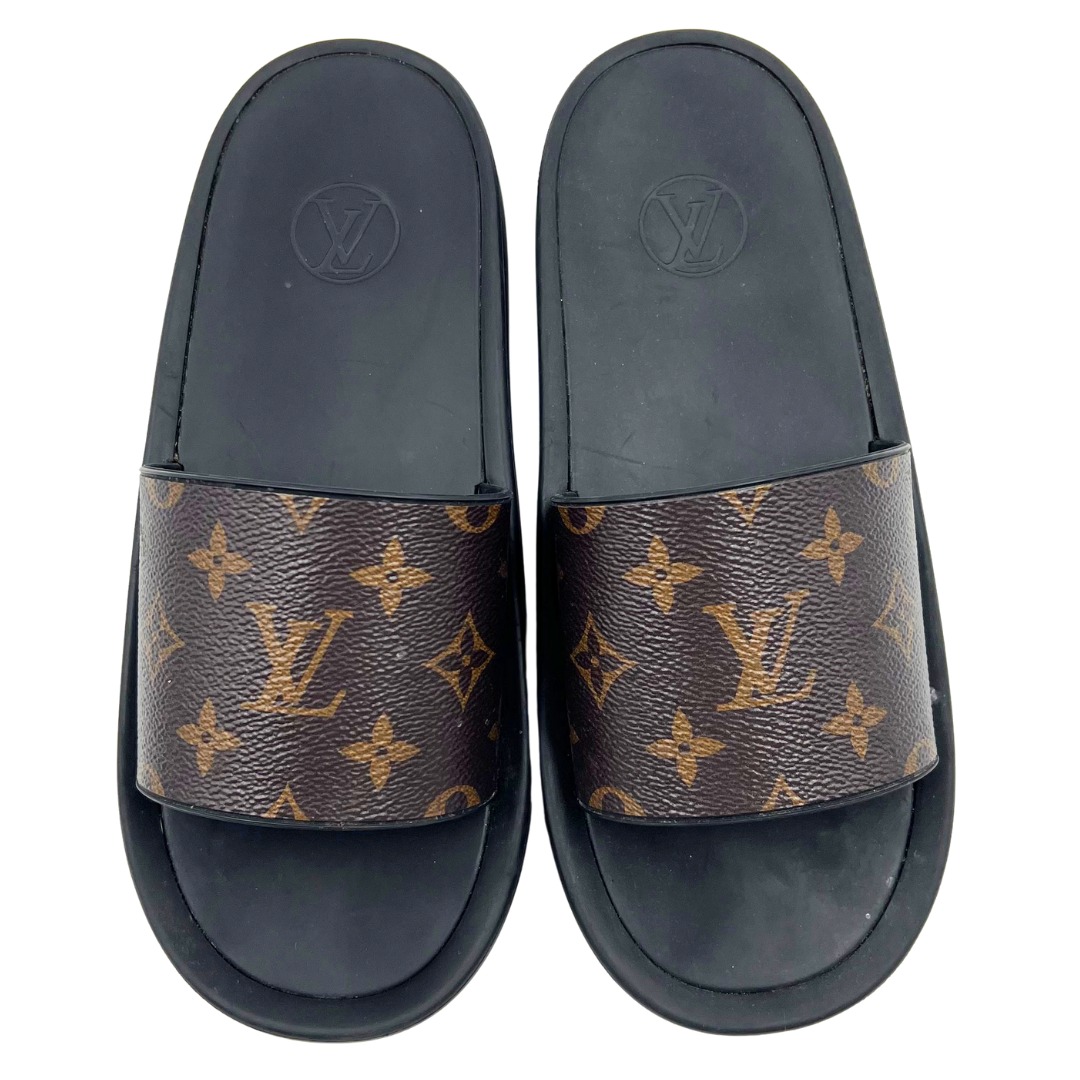 Louis Vuitton 9.5 40 Sunbath Flat Mule