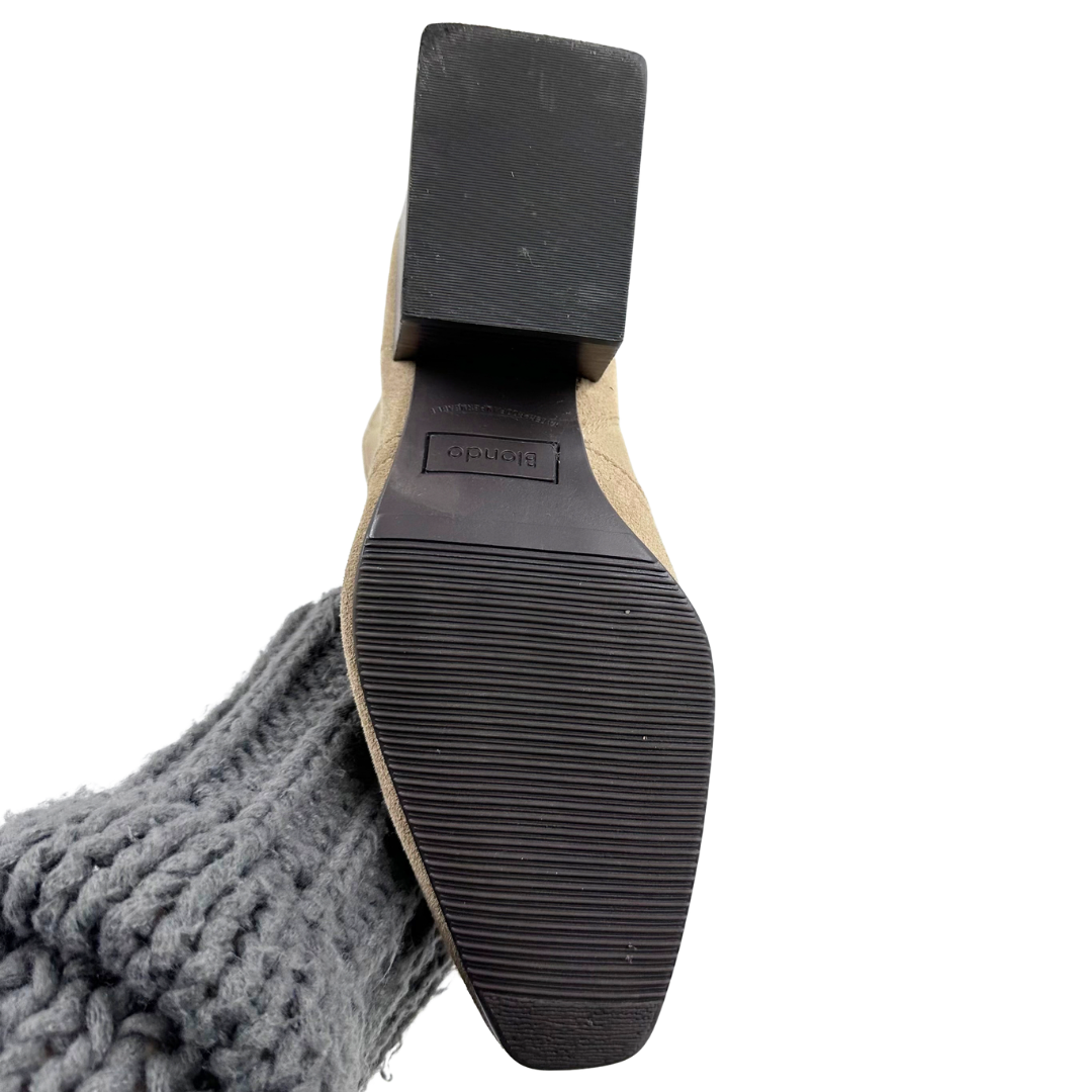 Blondo 7.5 Stone Suede Booties