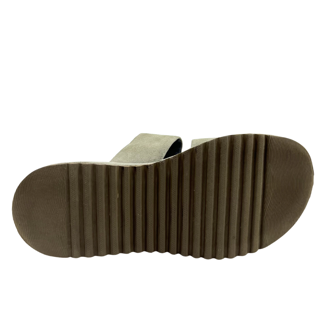 Lofina 9 40 Tan Suede Platforms