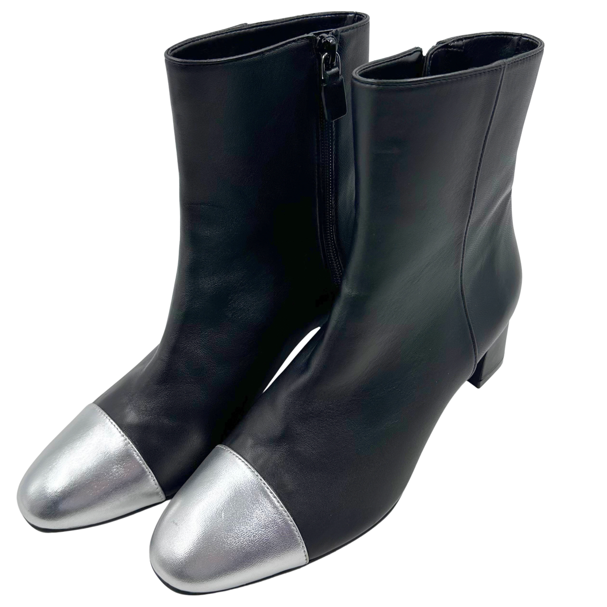 Stuart Weitzman 8.5 Black/Silver Leather Booties