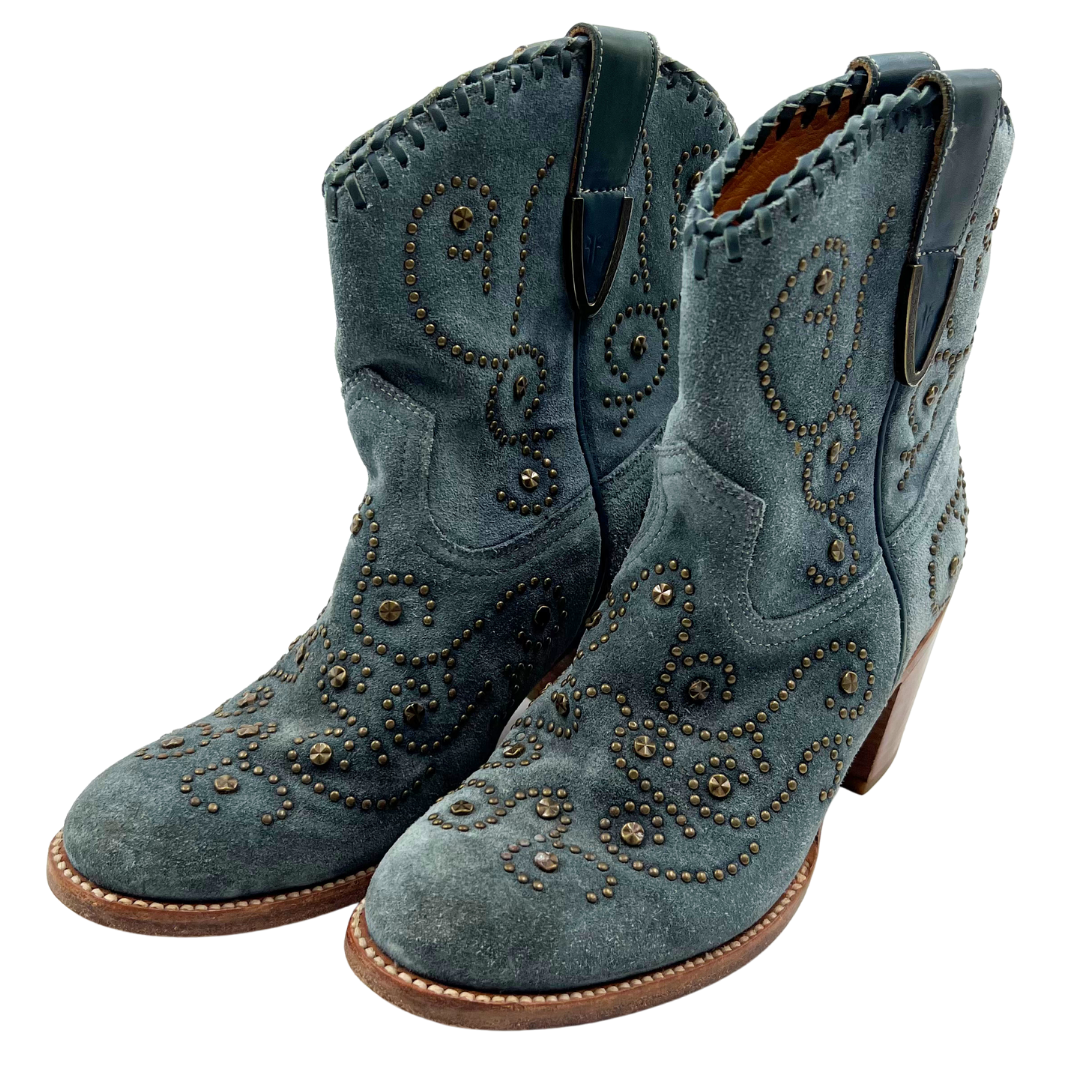 Frye 7 Blue Suede Booties