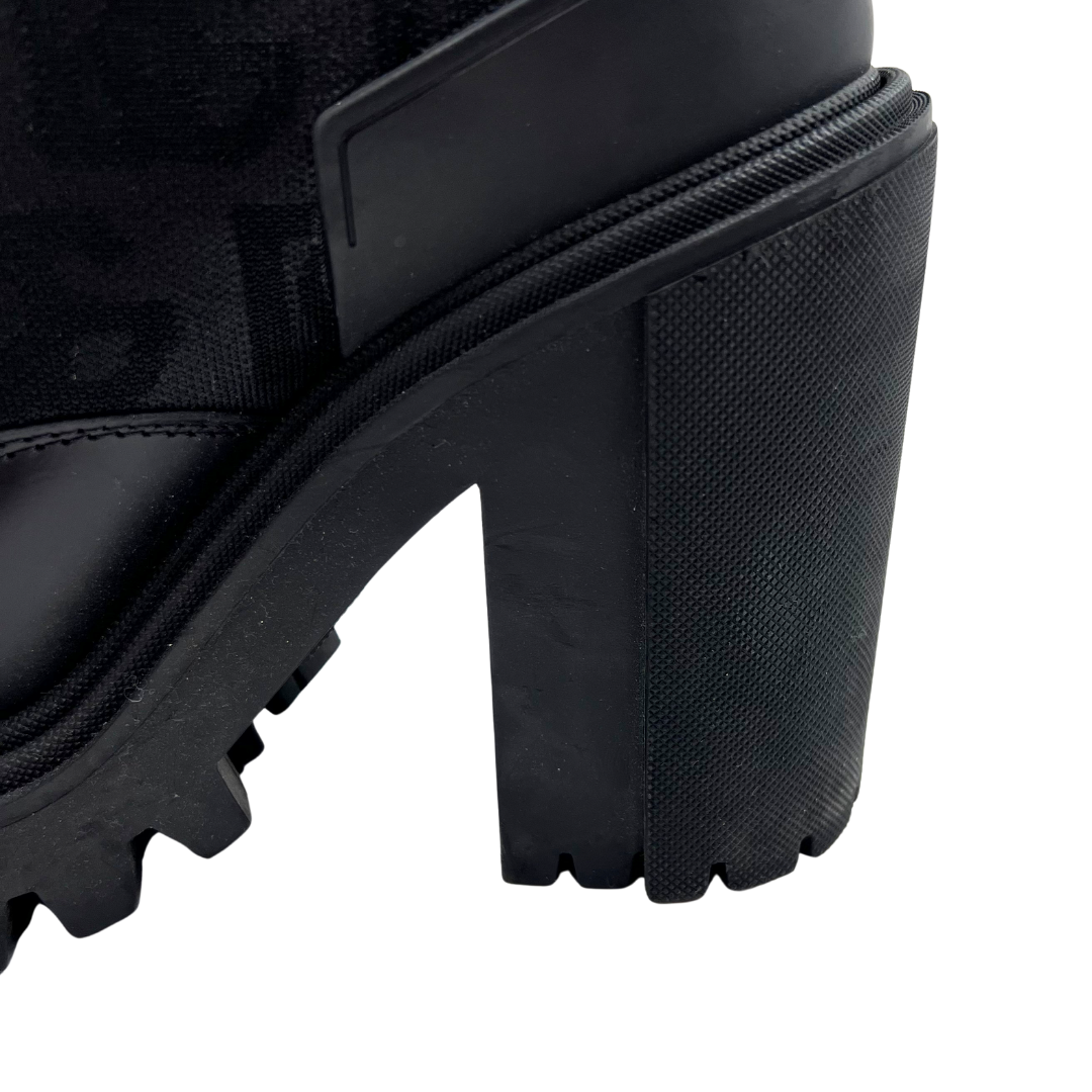 Dolce & Gabbana 5.5 35.5 Black Leather Boots