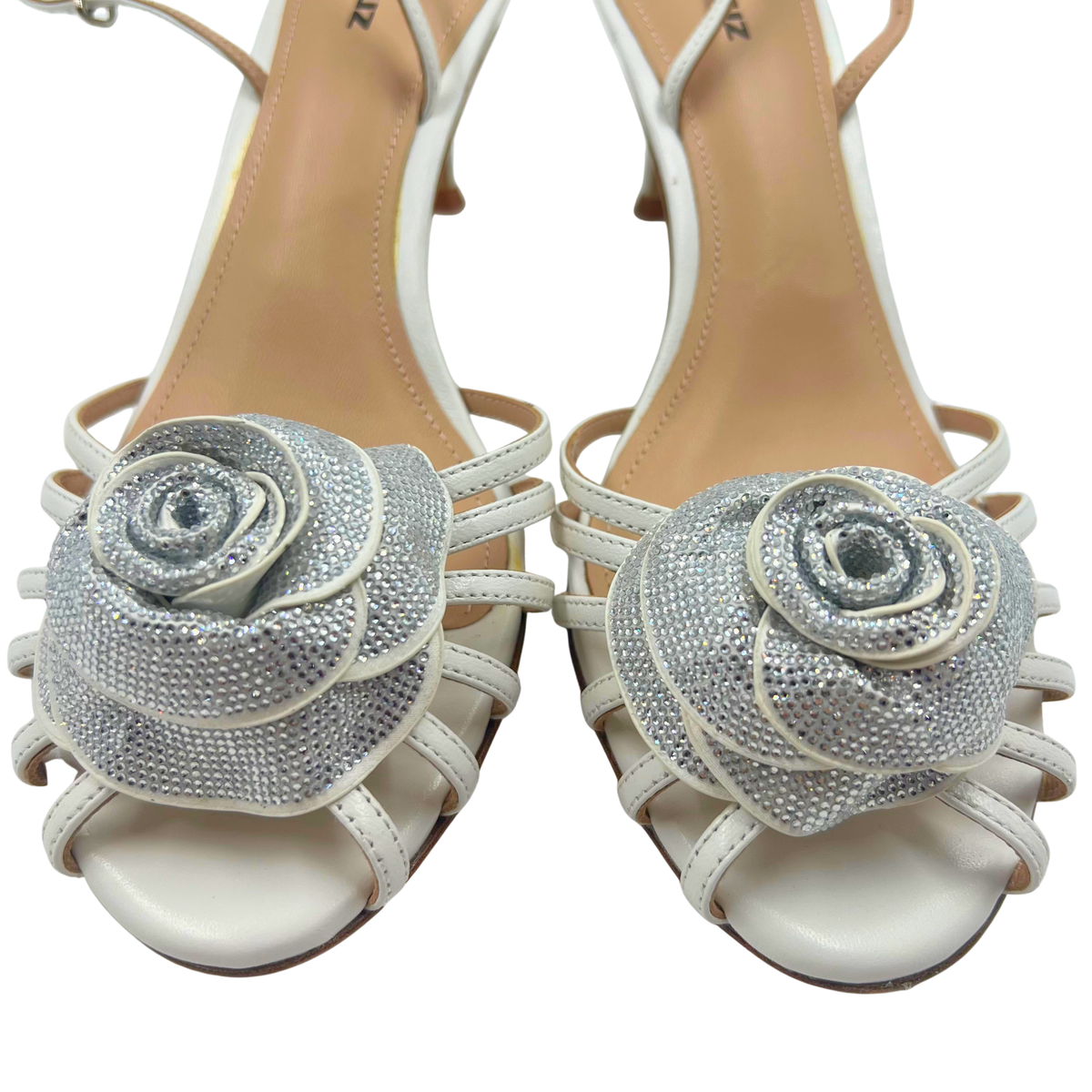 Lola Cruz 40 White Heels