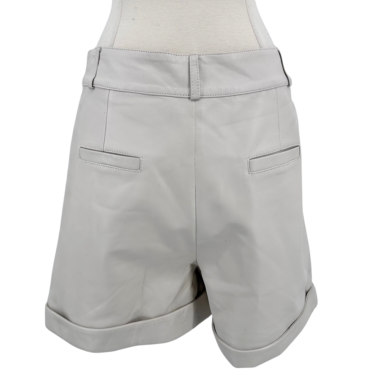 Retrofete Cream Shorts