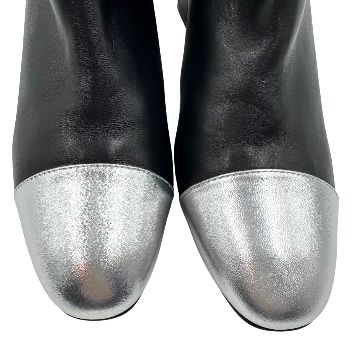 Stuart Weitzman 8.5 Black/Silver Leather Booties