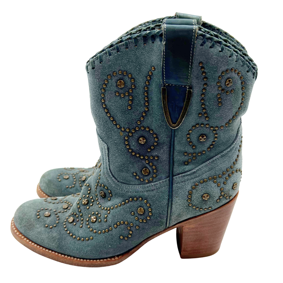 Frye 7 Blue Suede Booties