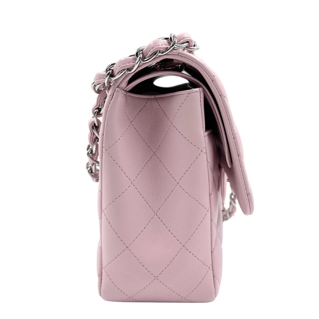 Chanel Classic Double Flap Jumbo Shoulder bag