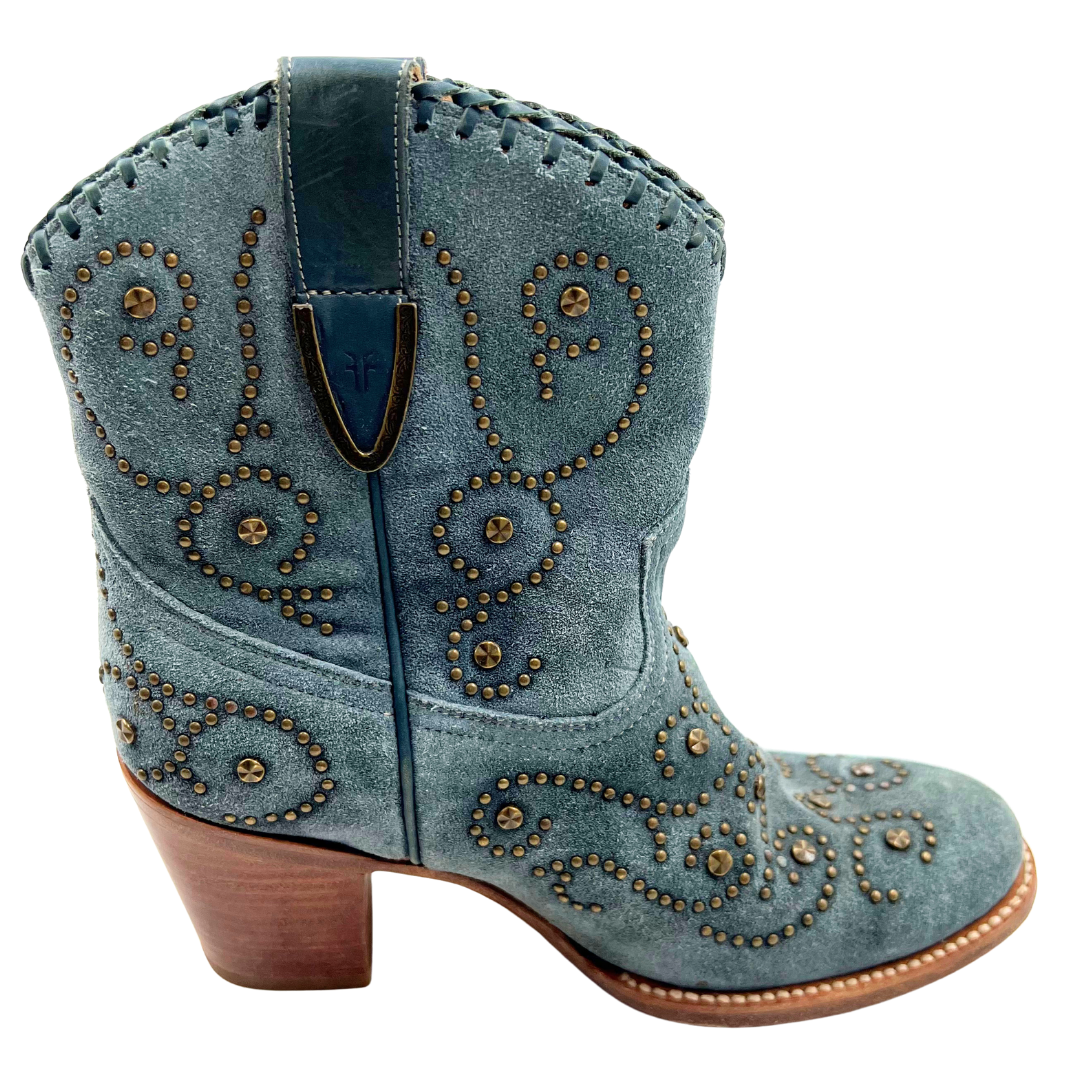 Frye 7 Blue Suede Booties