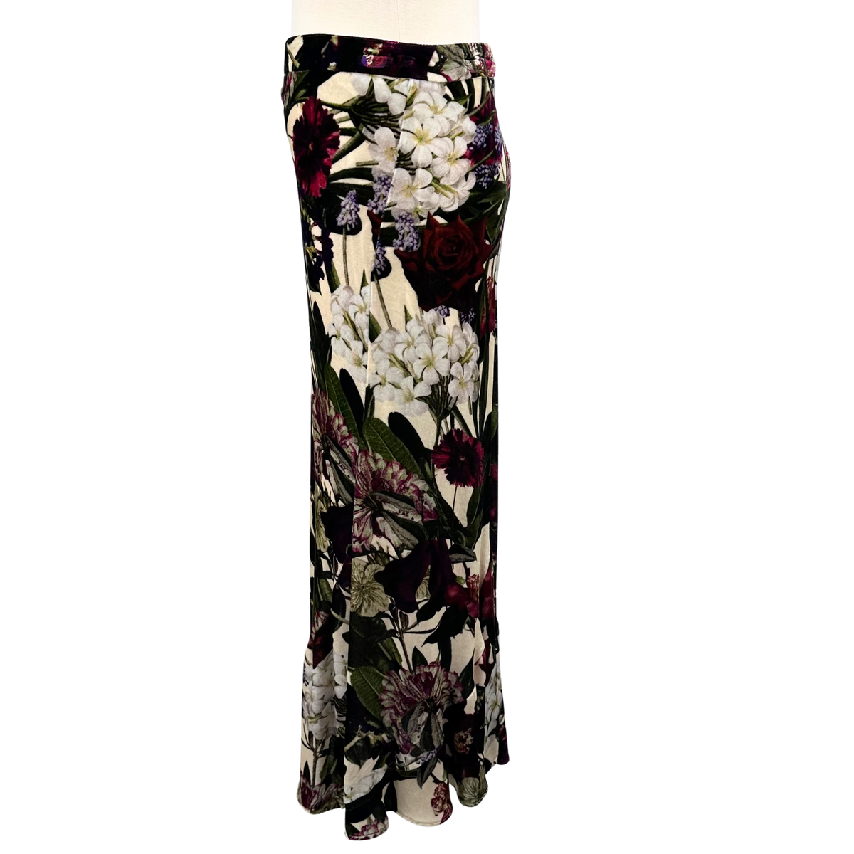 Cara Cara burgundy/cream/green Skirt
