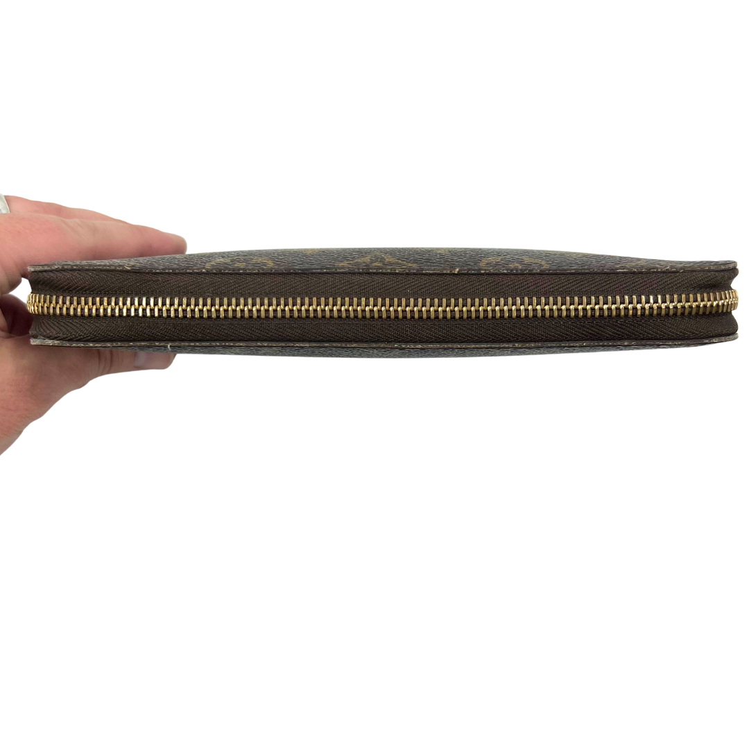 Louis Vuitton Zippy Wallet