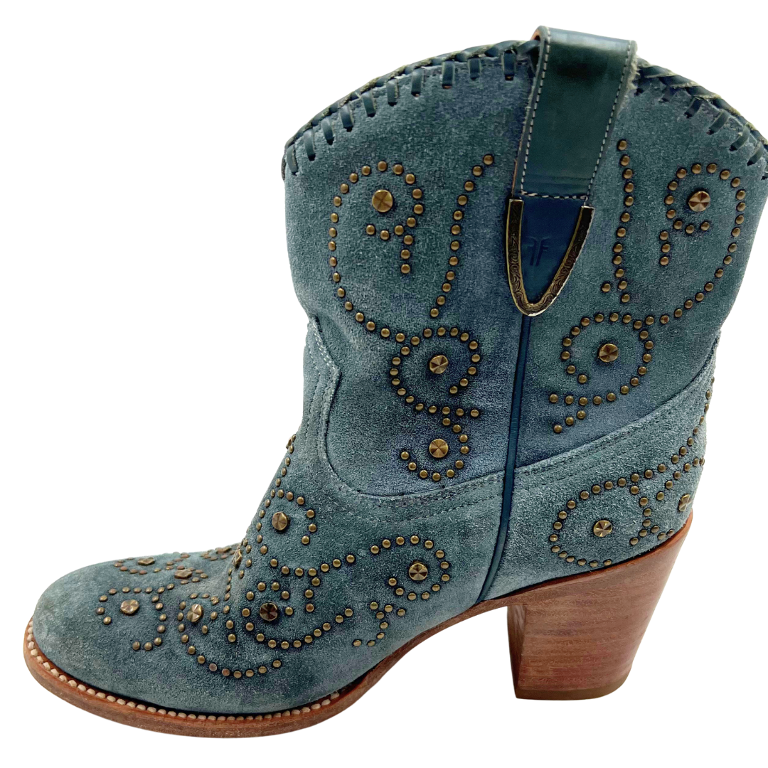 Frye 7 Blue Suede Booties