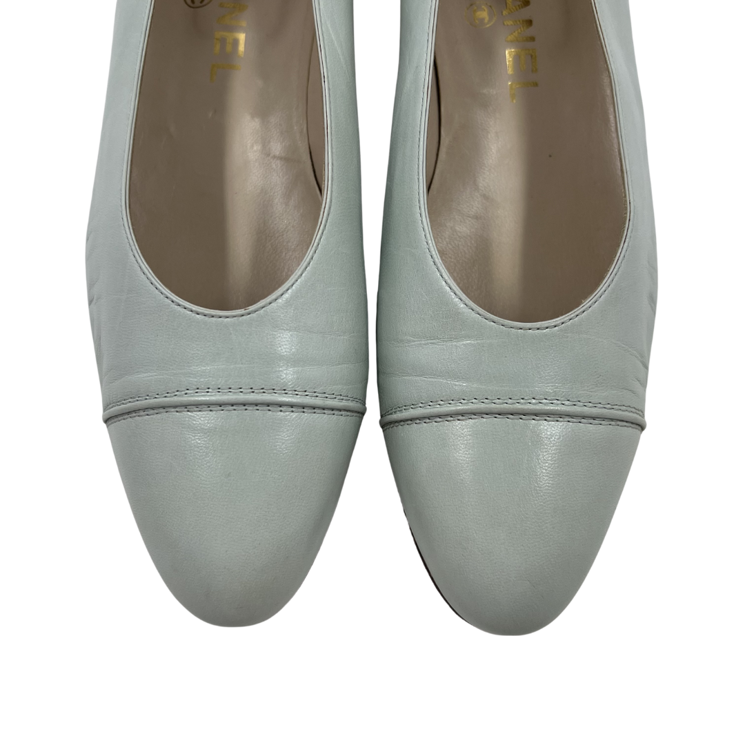 Chanel 8 38 Blue Leather Flats