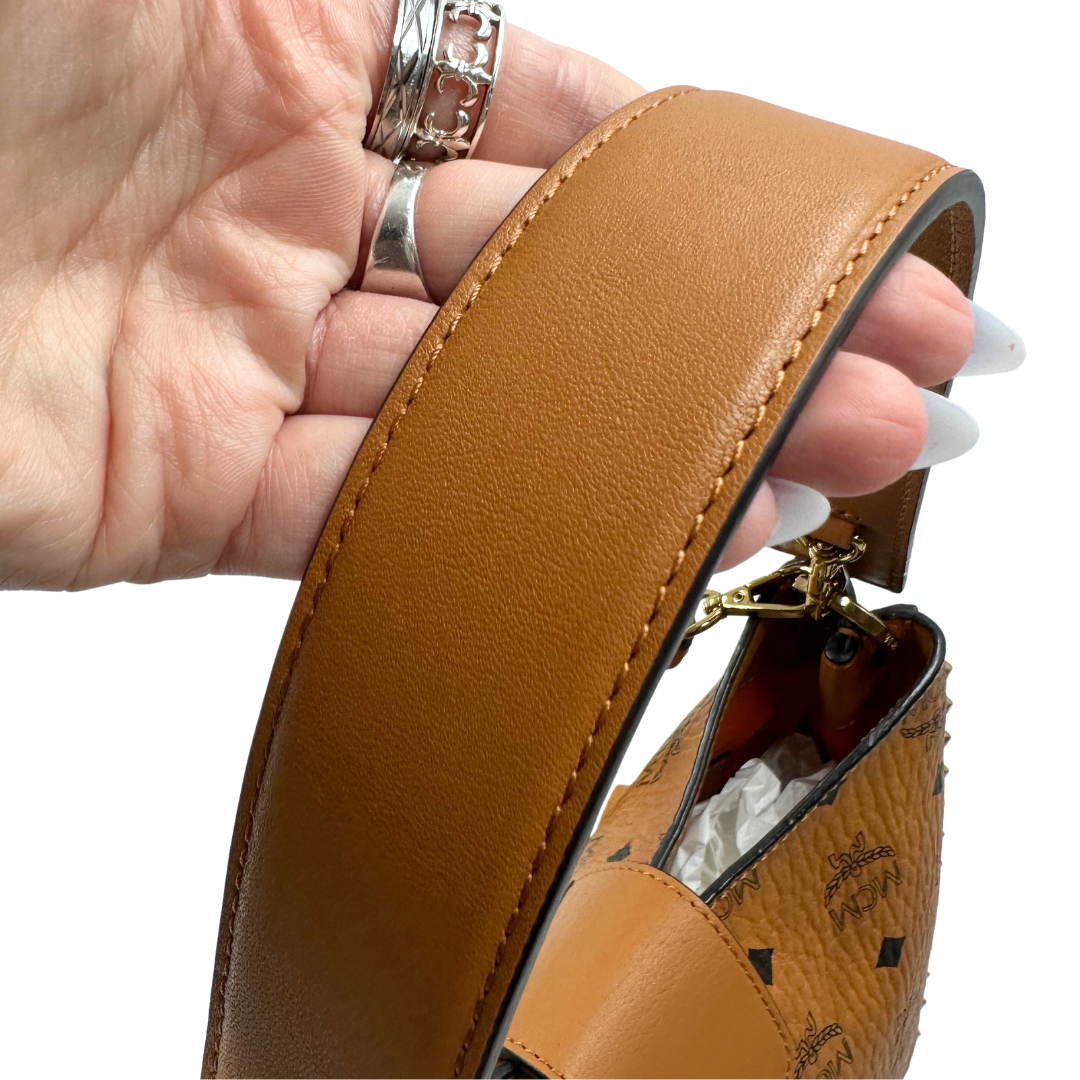 MCM Patricia Hobo